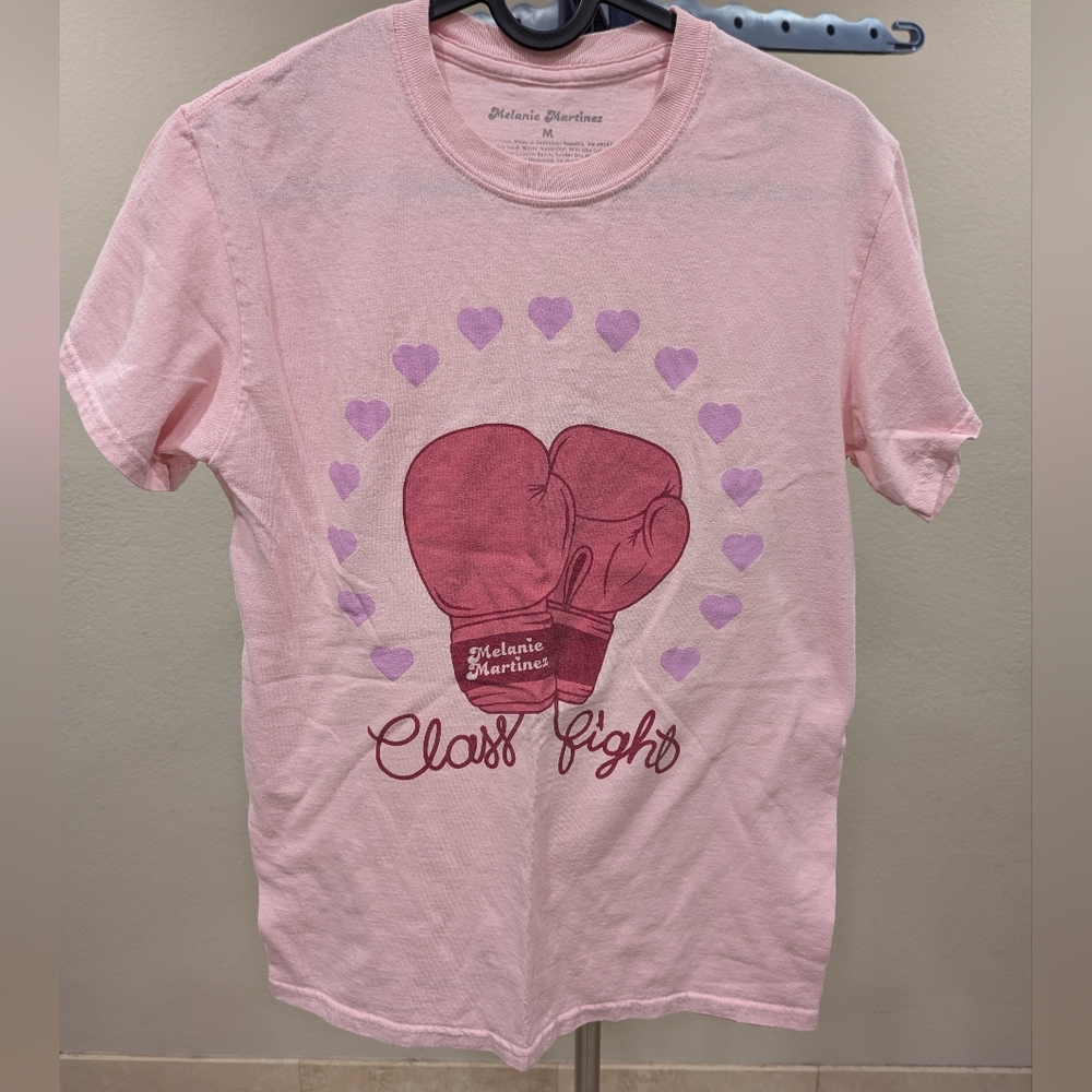 Melanie Martinez Class Fight T-shirt Size M Pink